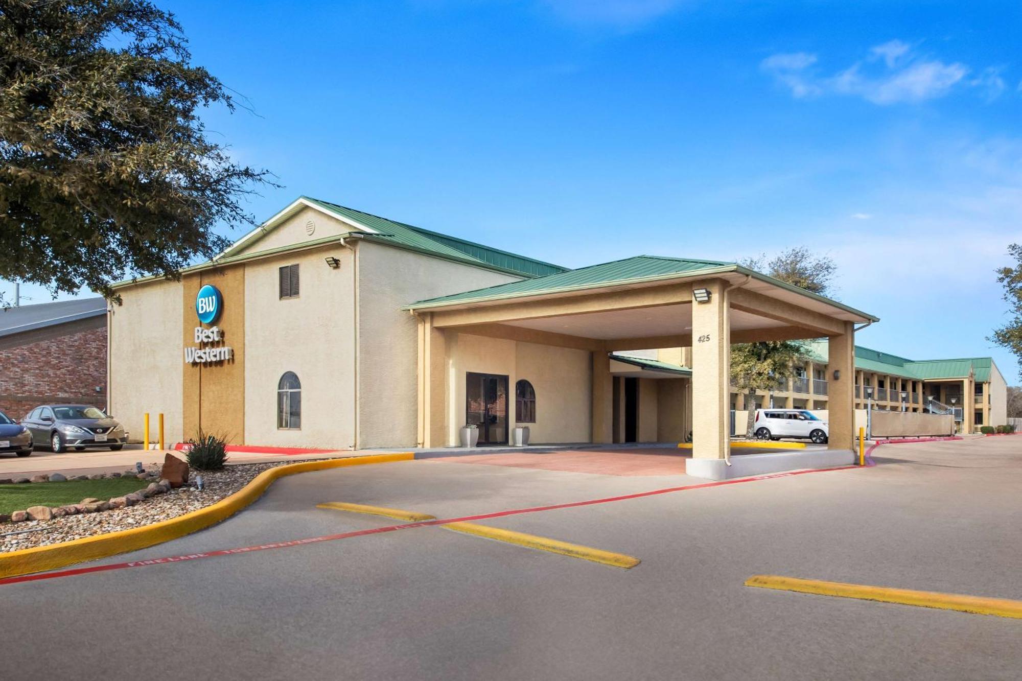 Best Western Cedar Inn Cedar Park Exterior photo