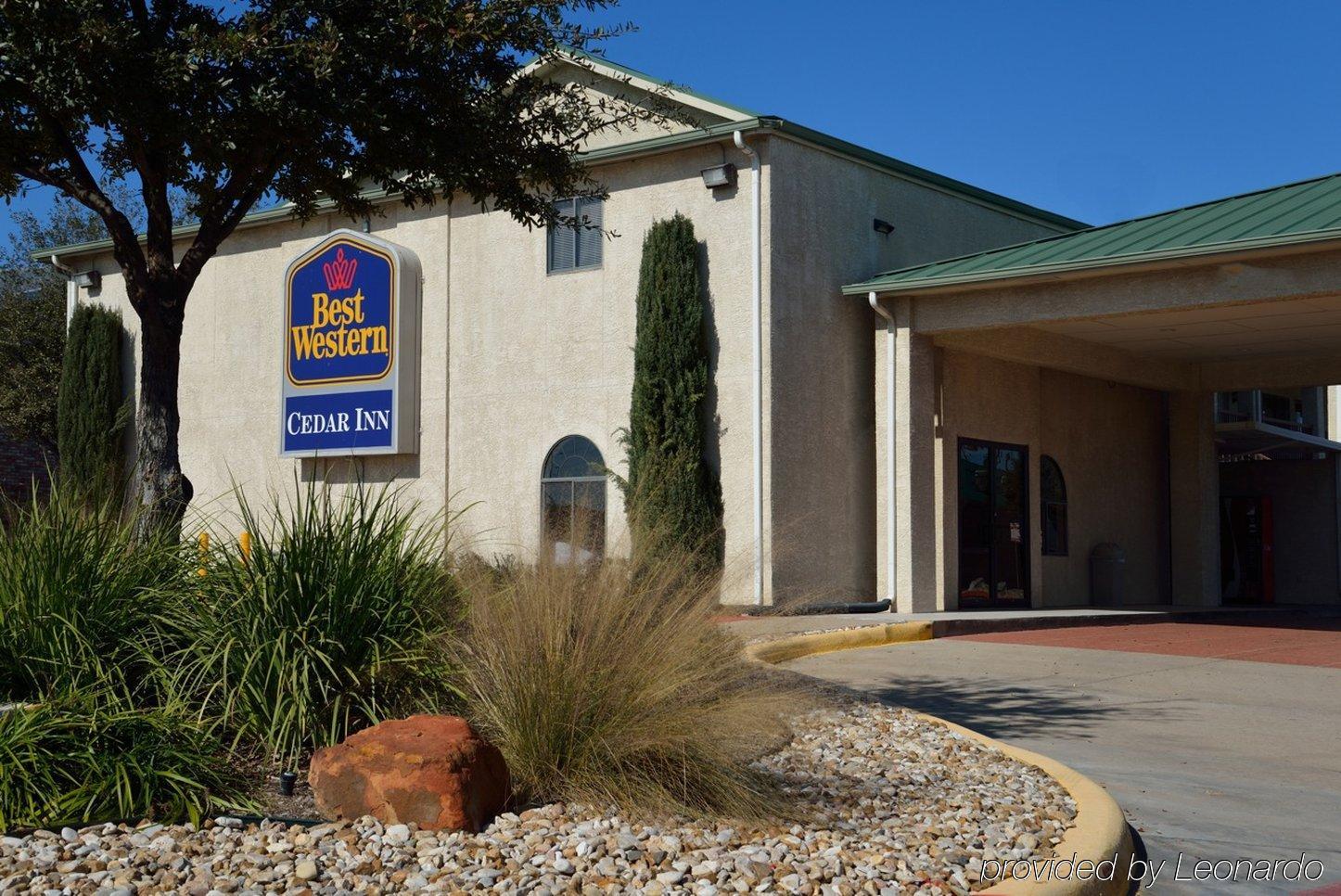 Best Western Cedar Inn Cedar Park Exterior photo